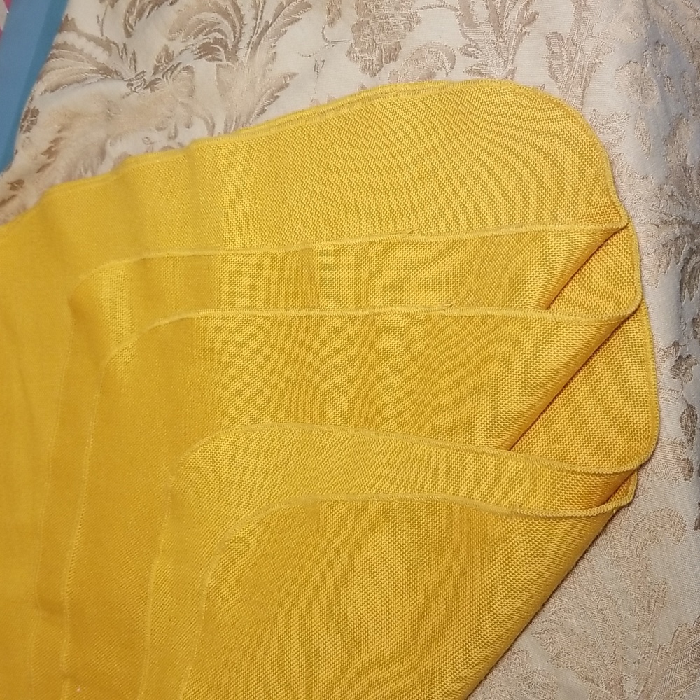 Linen Vintage Mustard Yellow Linen napkins.